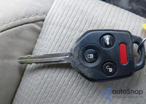 2015 Subaru Legacy 2.5I z USA, uszkodzony, nr VIN 4S3BNAA62F3018221